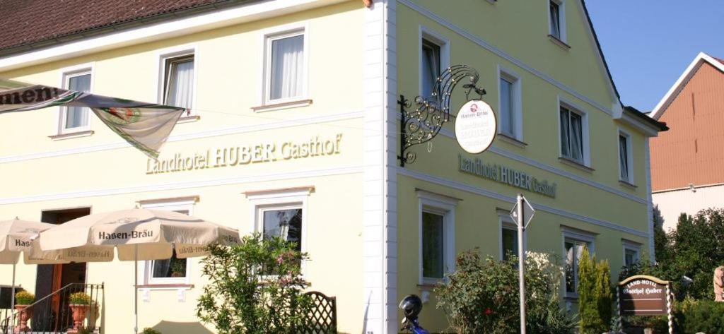 Merching Landhotel Gasthof Huber מראה חיצוני תמונה